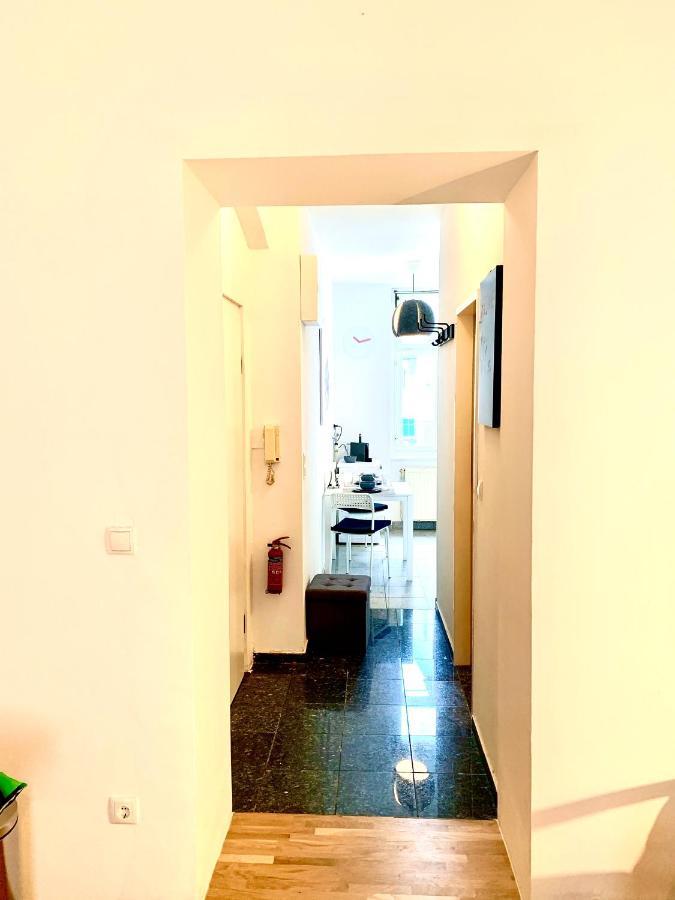 Apartment Urban Retreat - By Nahuen